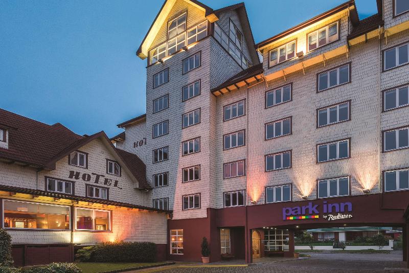 בית מלון כפרי Park Inn By Radisson, Puerto Varas