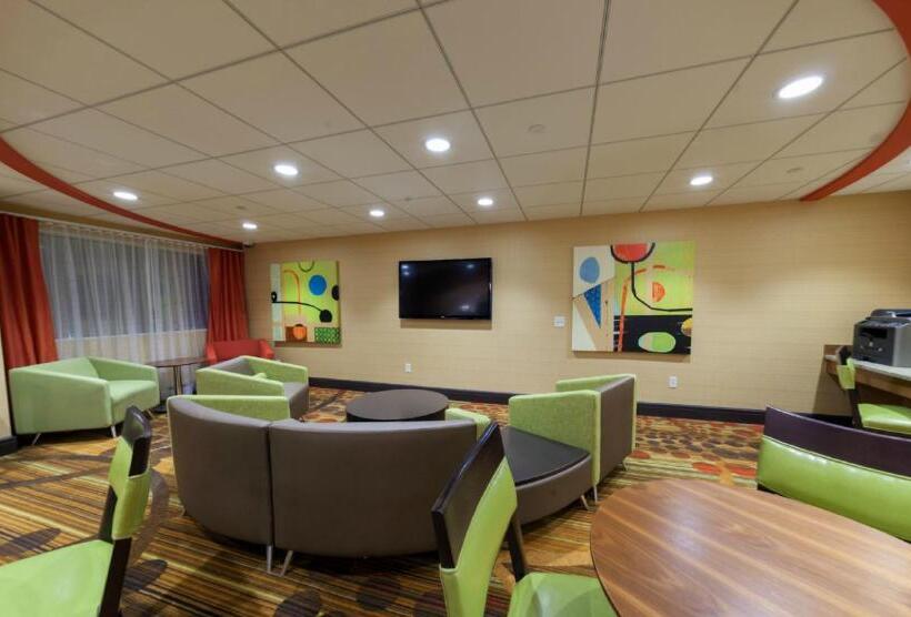 Radisson Plaza Hotel At Kalamazoo Center