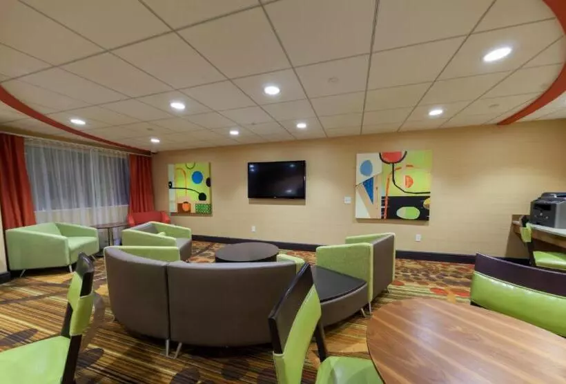 Radisson Plaza Hotel At Kalamazoo Center