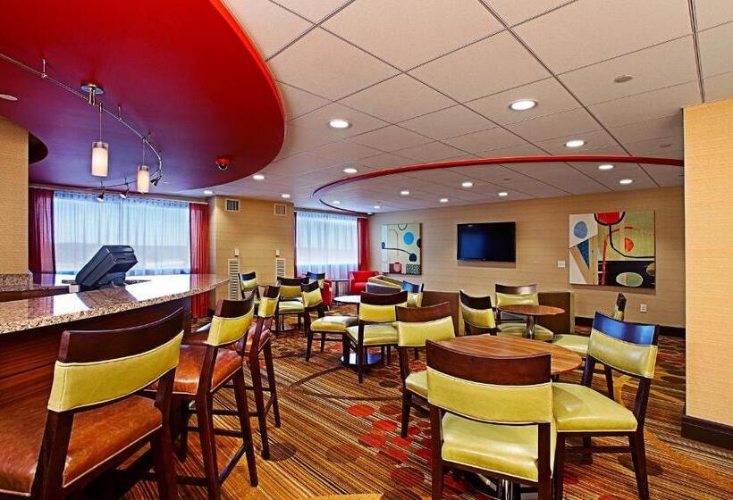 Radisson Plaza Hotel At Kalamazoo Center