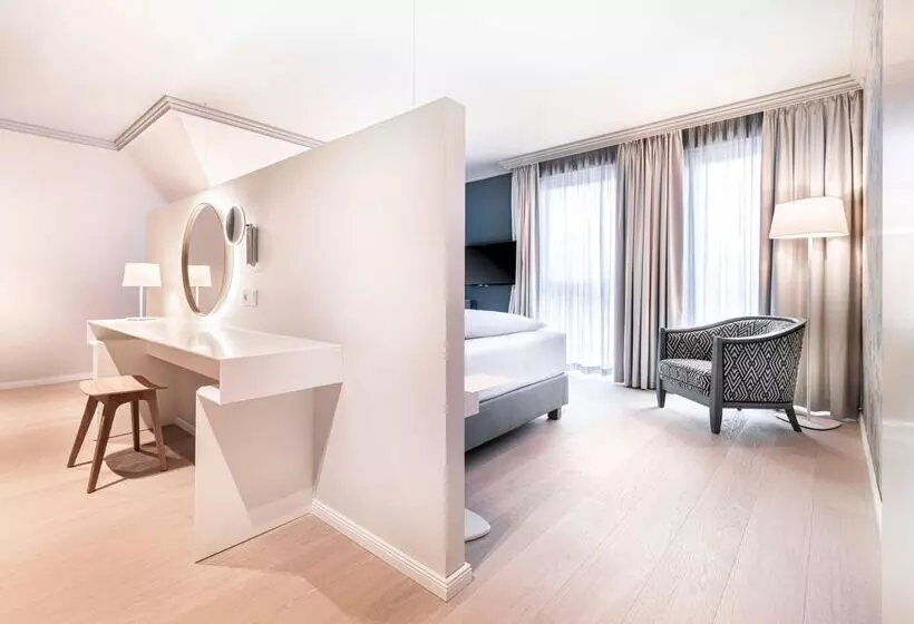 Steigenberger Hotel Treudelberg Hamburg