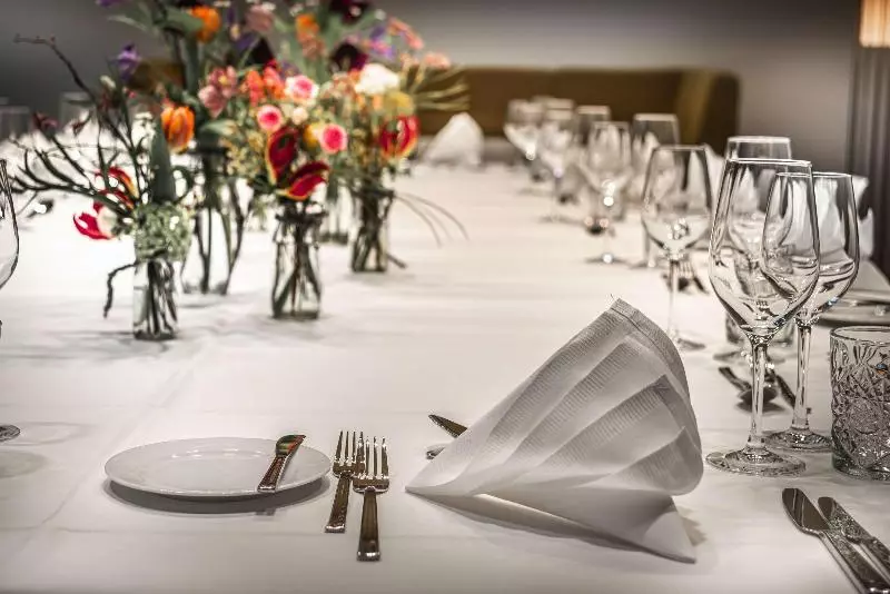 Steigenberger Hotel Treudelberg Hamburg