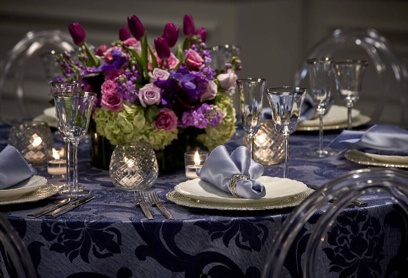 هتل The Ritzcarlton, Cleveland