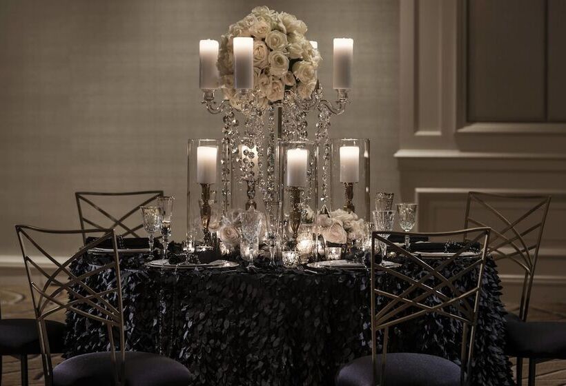 هتل The Ritzcarlton, Cleveland