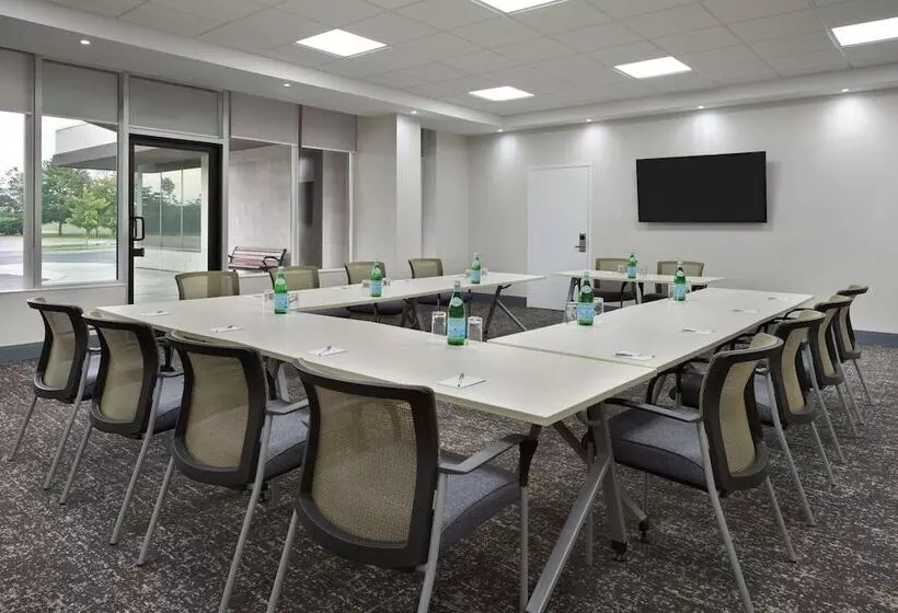 酒店 Towneplace Suites By Marriott Toronto Oakville