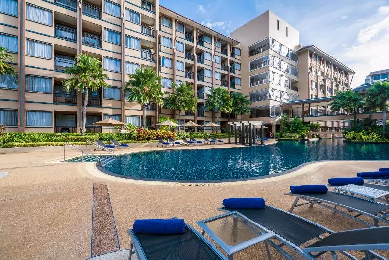 Novotel Phuket Vintage Park Resort