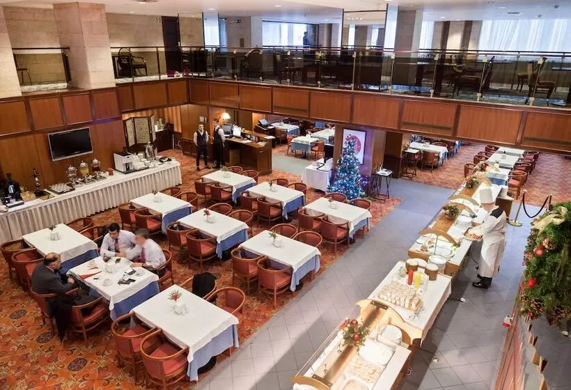 Aerostar Hotel Moscow