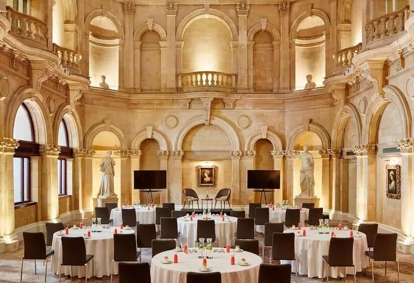 호텔 Bristol Marriott Royal