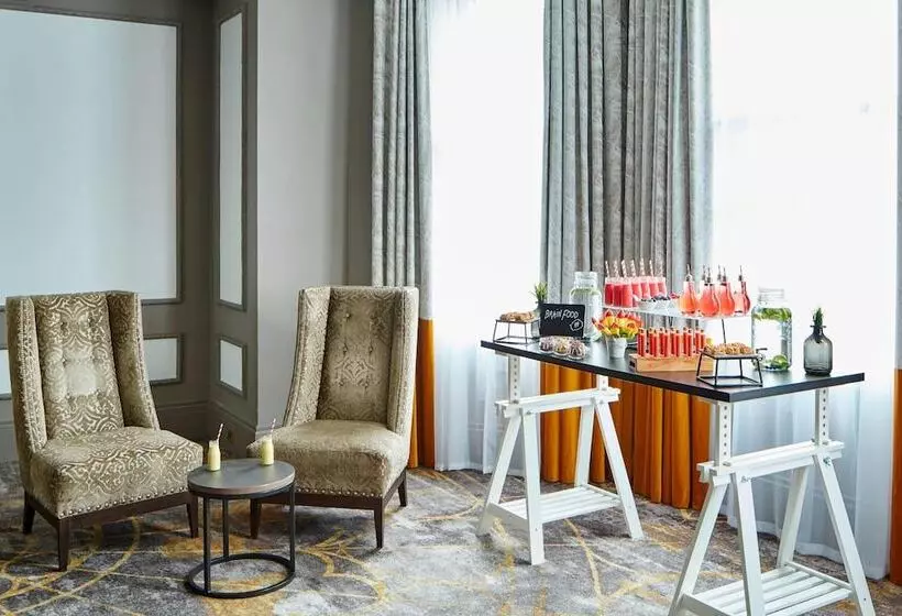 호텔 Bristol Marriott Royal