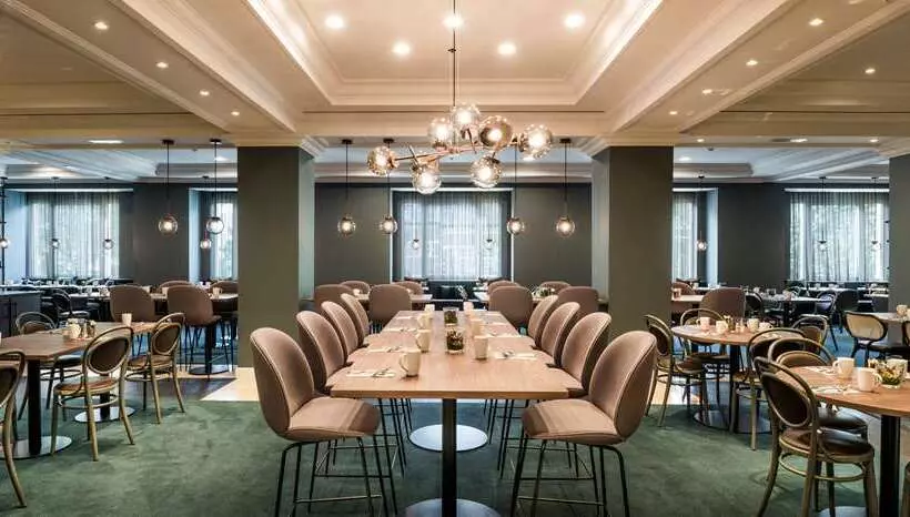 هتل Hilton Brussels Grand Place