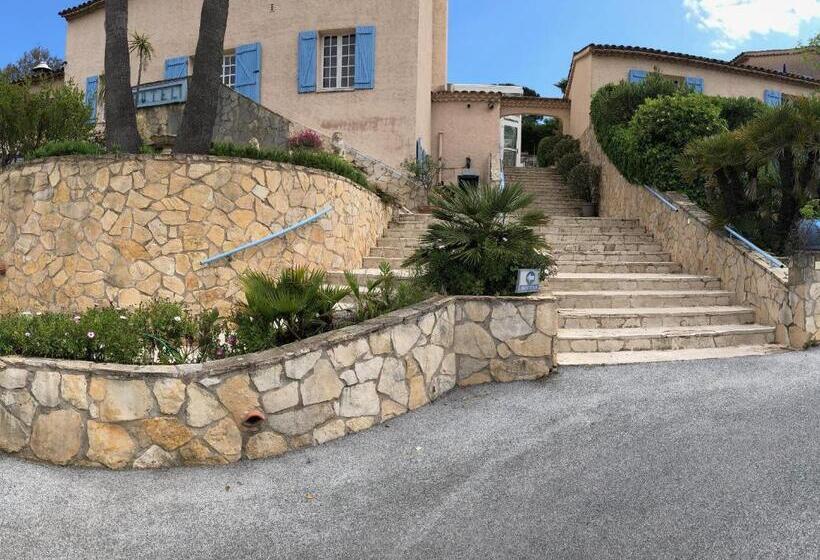 فندق Hôtel Jas Neuf