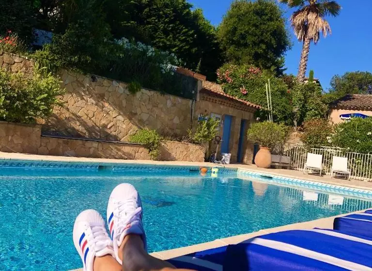 酒店 Hôtel Jas Neuf