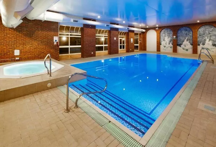 Отель Mercure London Watford