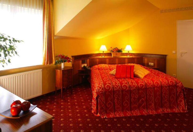 Ringhotel Hotel Zum Stein