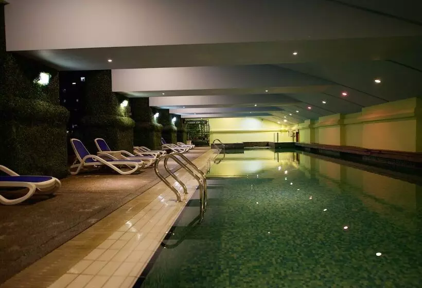 هتل Royal Kuala Lumpur