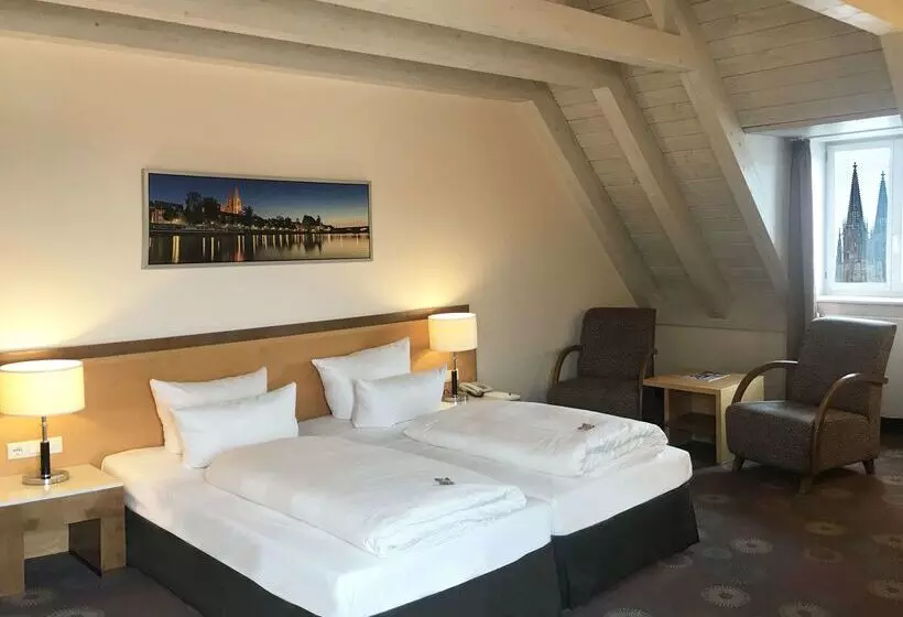 Sorat Insel Hotel Regensburg
