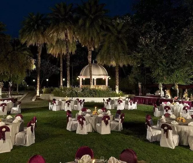 Отель Taj Mahal, Lucknow