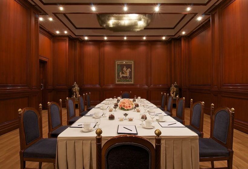 هتل Taj Mahal, Lucknow