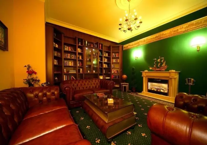 Trihotel Rostock   Wellnesshotel Adults Only