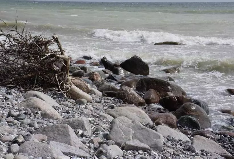 בית מלון כפרי Villa Subklew