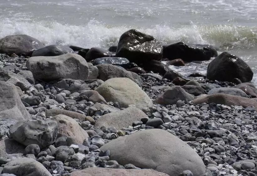 בית מלון כפרי Villa Subklew