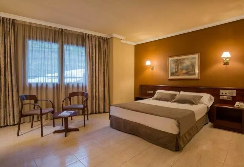 ホテル YOMO Imperial