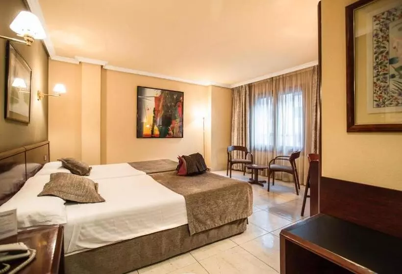 ホテル YOMO Imperial