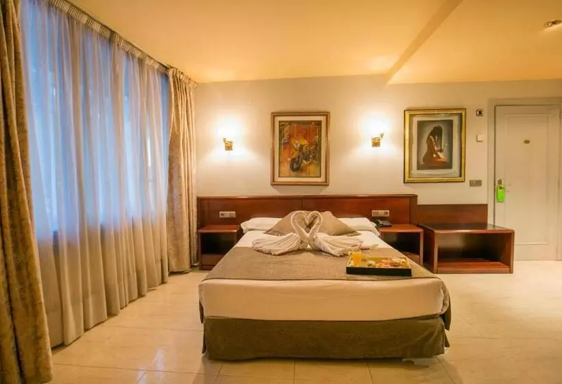 ホテル YOMO Imperial