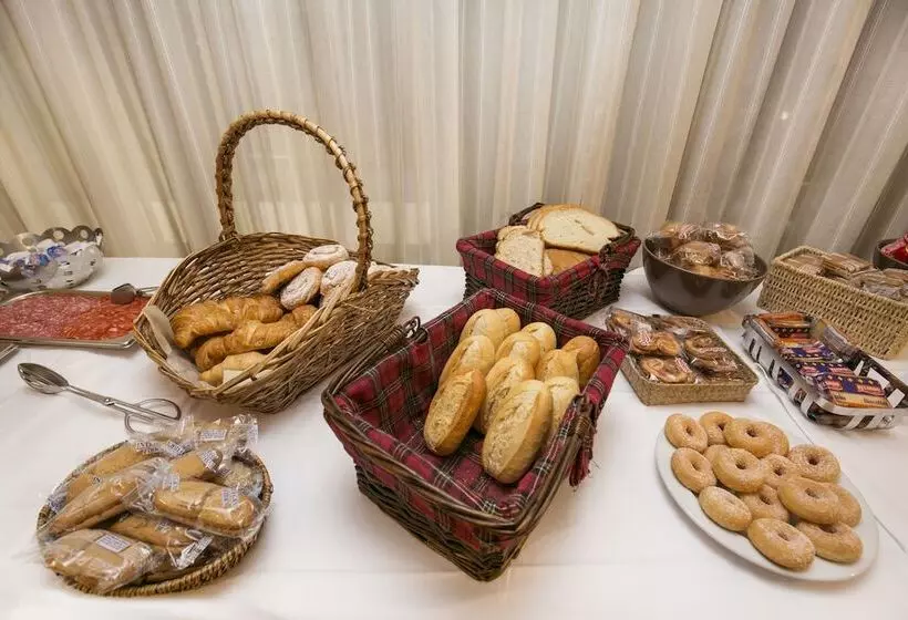 ホテル YOMO Imperial