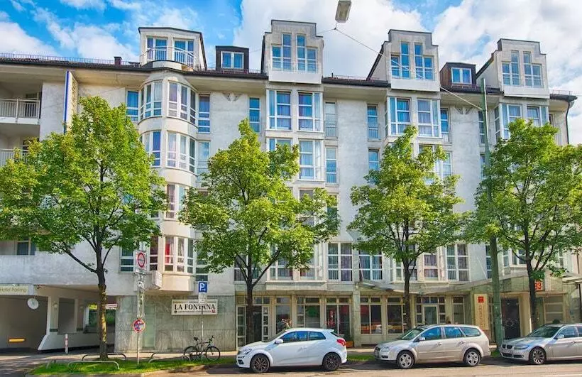 Leonardo Hotel Muenchen City West