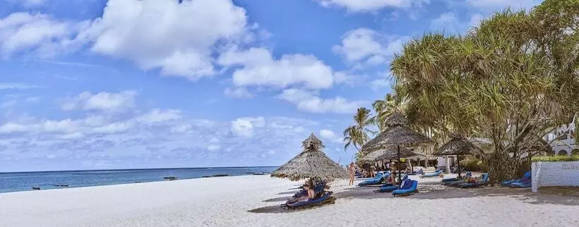 Southern Palms Beach Resort