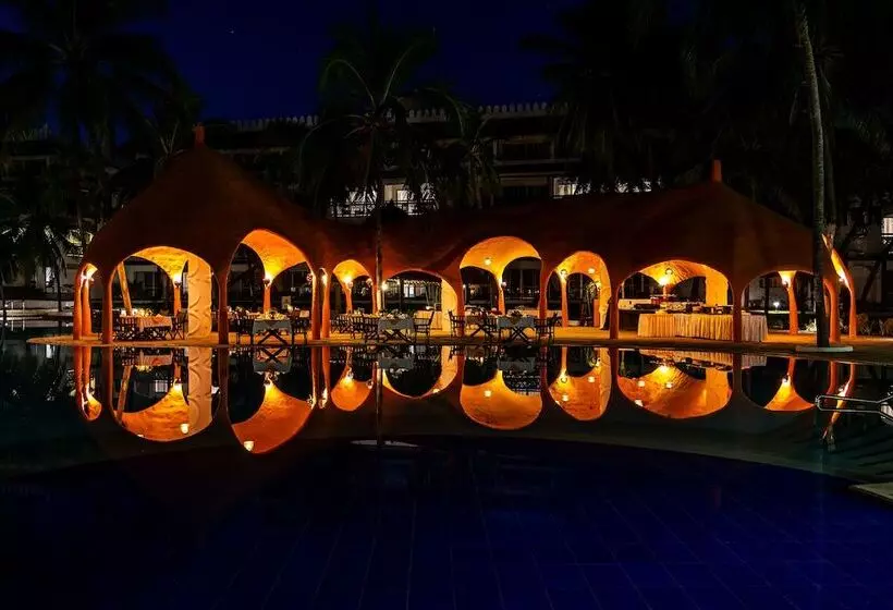 Southern Palms Beach Resort