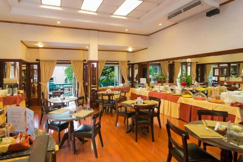 Apartotel & Suites Villas Del Rio