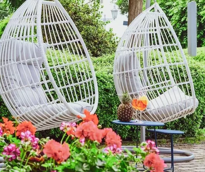 Atrium Hotel Amadeus