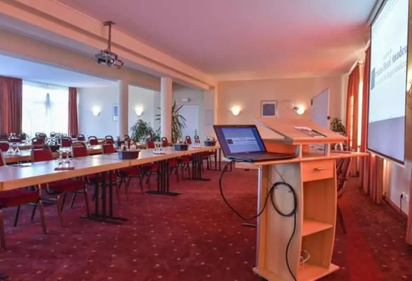 Atrium Hotel Amadeus