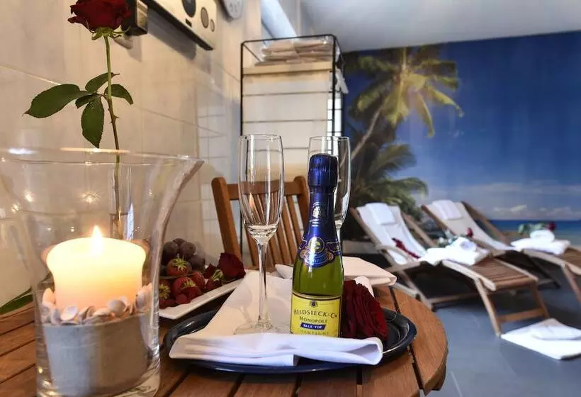 Atrium Hotel Amadeus