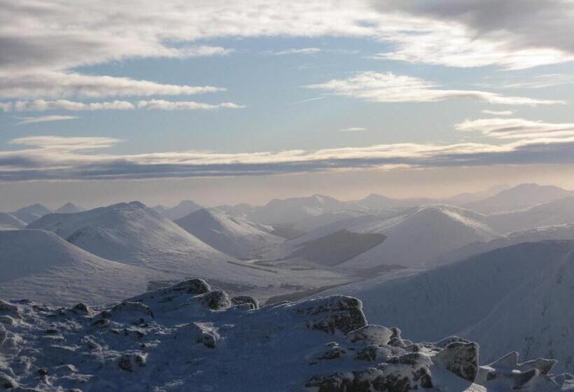 هتل Pitlochry Dundarach