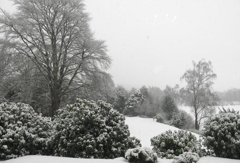 هتل Pitlochry Dundarach