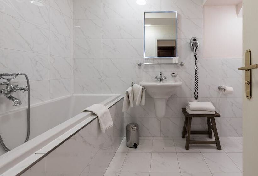 هتل Monastery Garden Prague