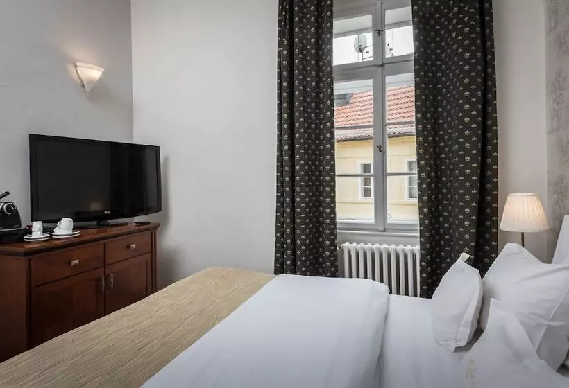 هتل Monastery Garden Prague