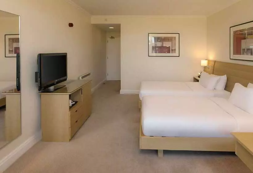 ホテル Hilton Northampton