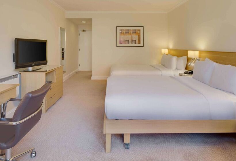 ホテル Hilton Northampton