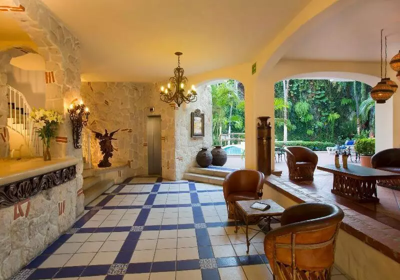 בית מלון כפרי Los Arcos Suites