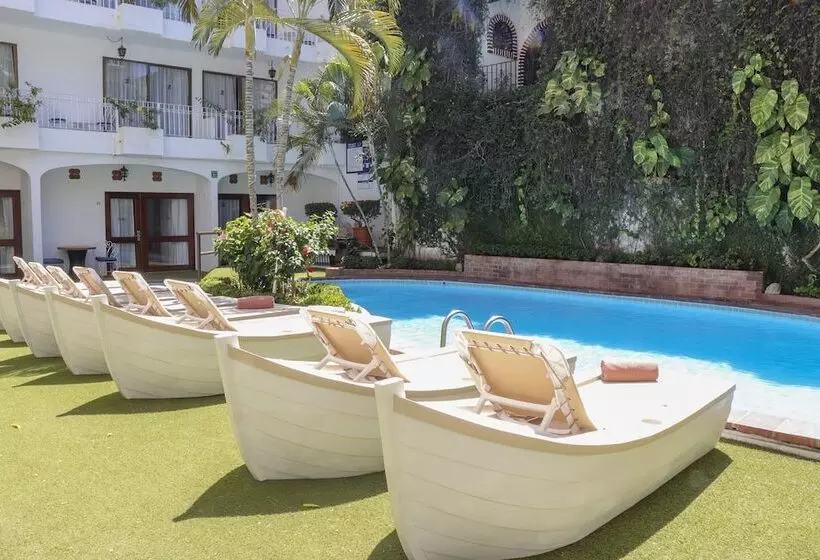 בית מלון כפרי Los Arcos Suites