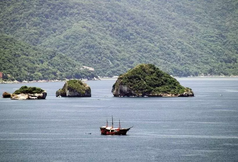 בית מלון כפרי Los Arcos Suites