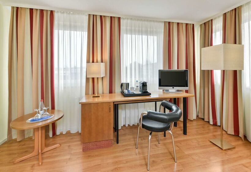 酒店 NH München City Süd