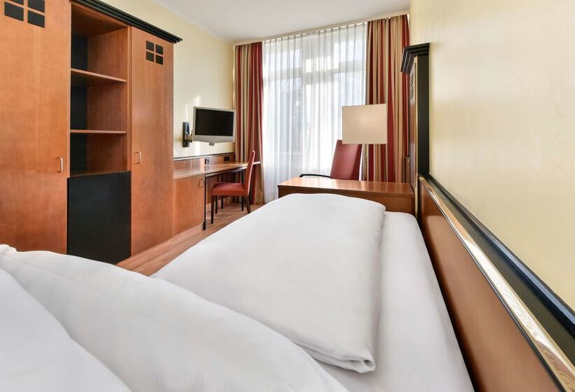 酒店 NH München City Süd