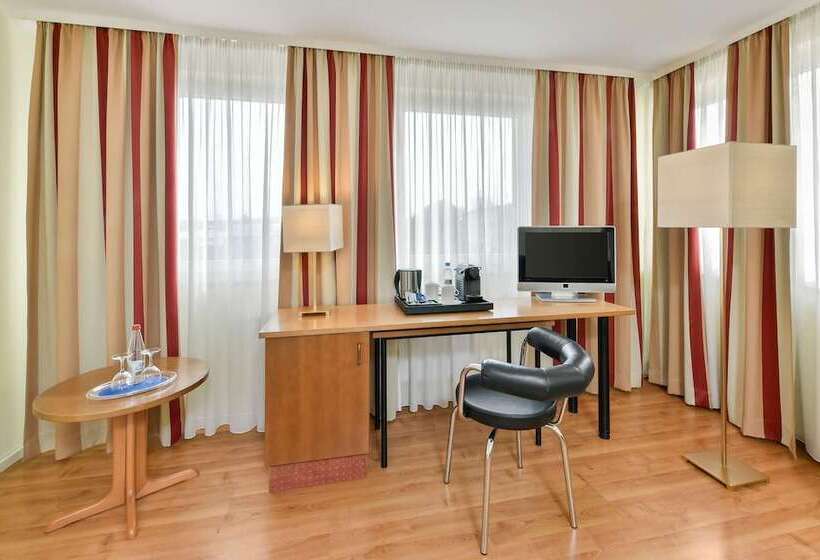 酒店 NH München City Süd