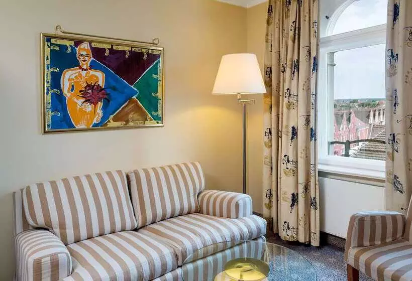 Отель NH Potsdam