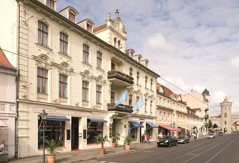 Отель NH Potsdam